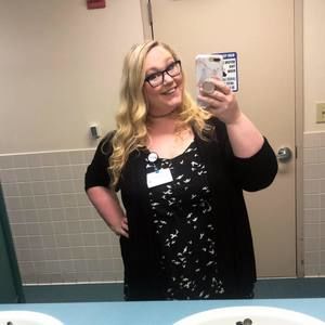 Meet your Posher, Naomi